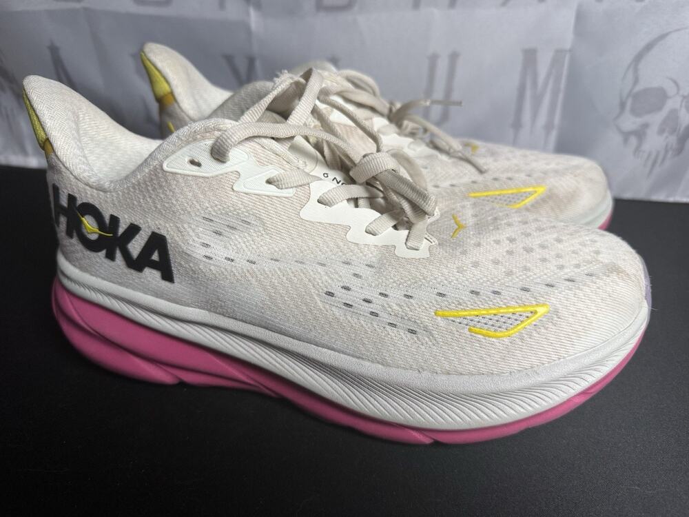 Hoka Women's size 7 Clifton-9 Eggnog/Blanc Color Pink Midsole MSRP $145